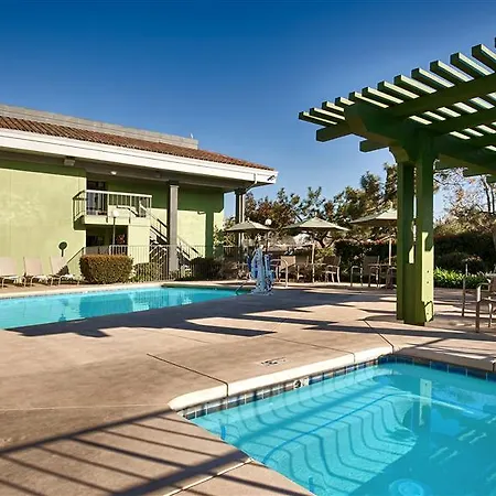Best Western Village Inn 